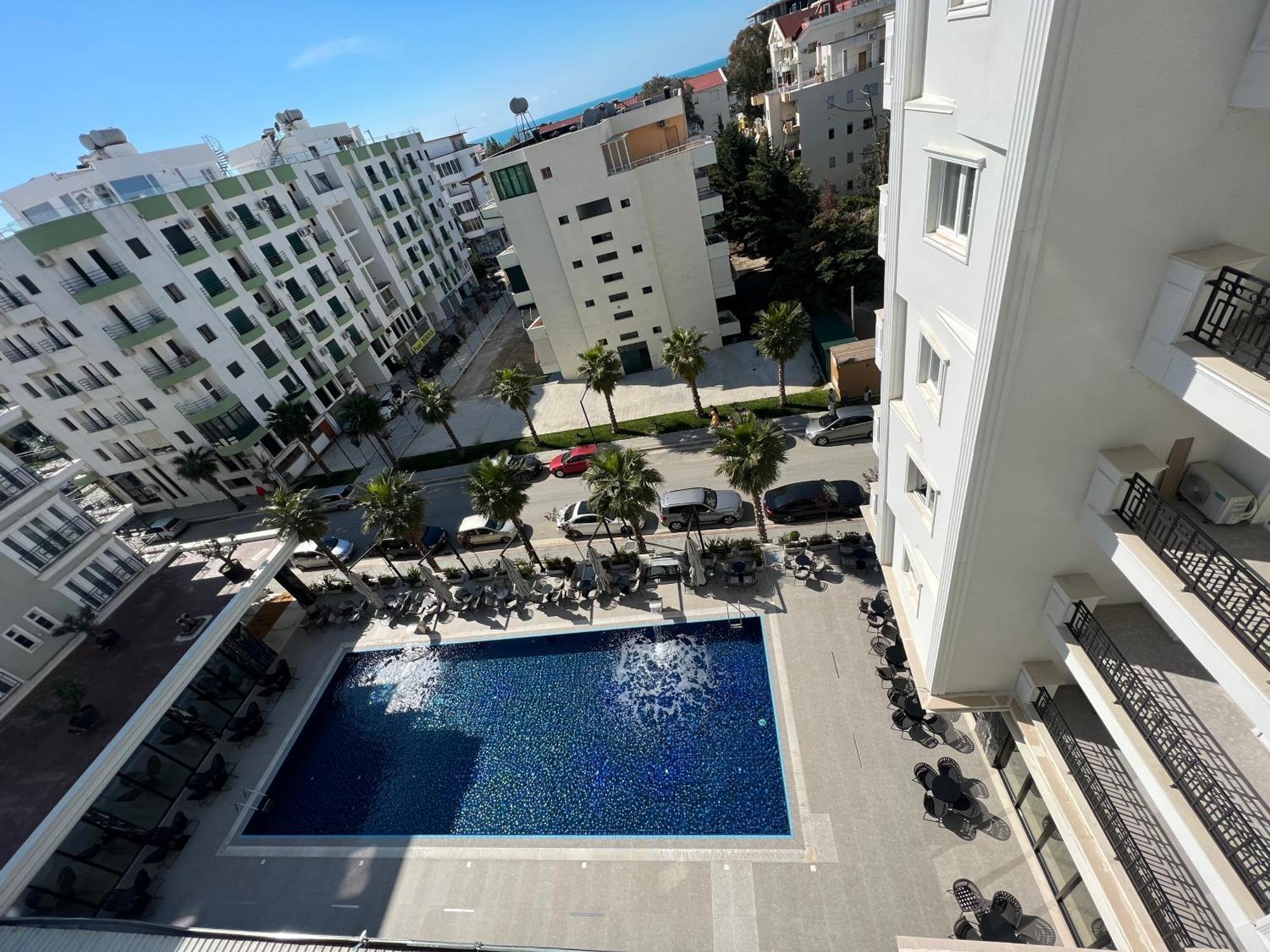 Coastline Luxury Apart Hotel Golem  Exterior foto